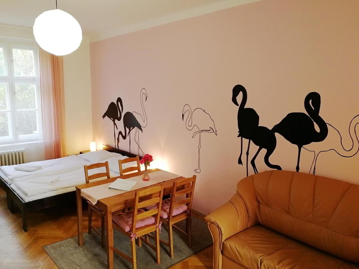 Flamingo Apartments Praga Exterior foto