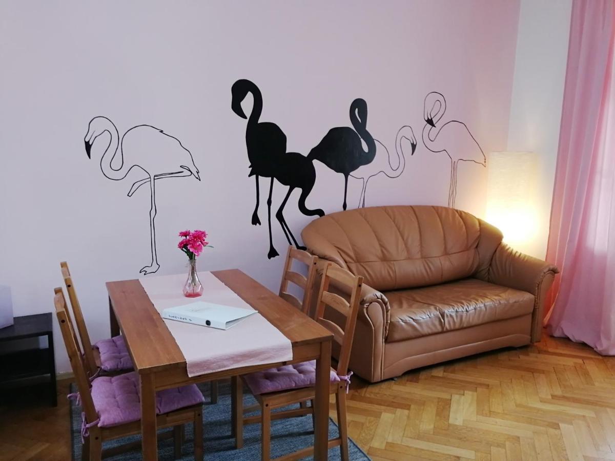 Flamingo Apartments Praga Exterior foto