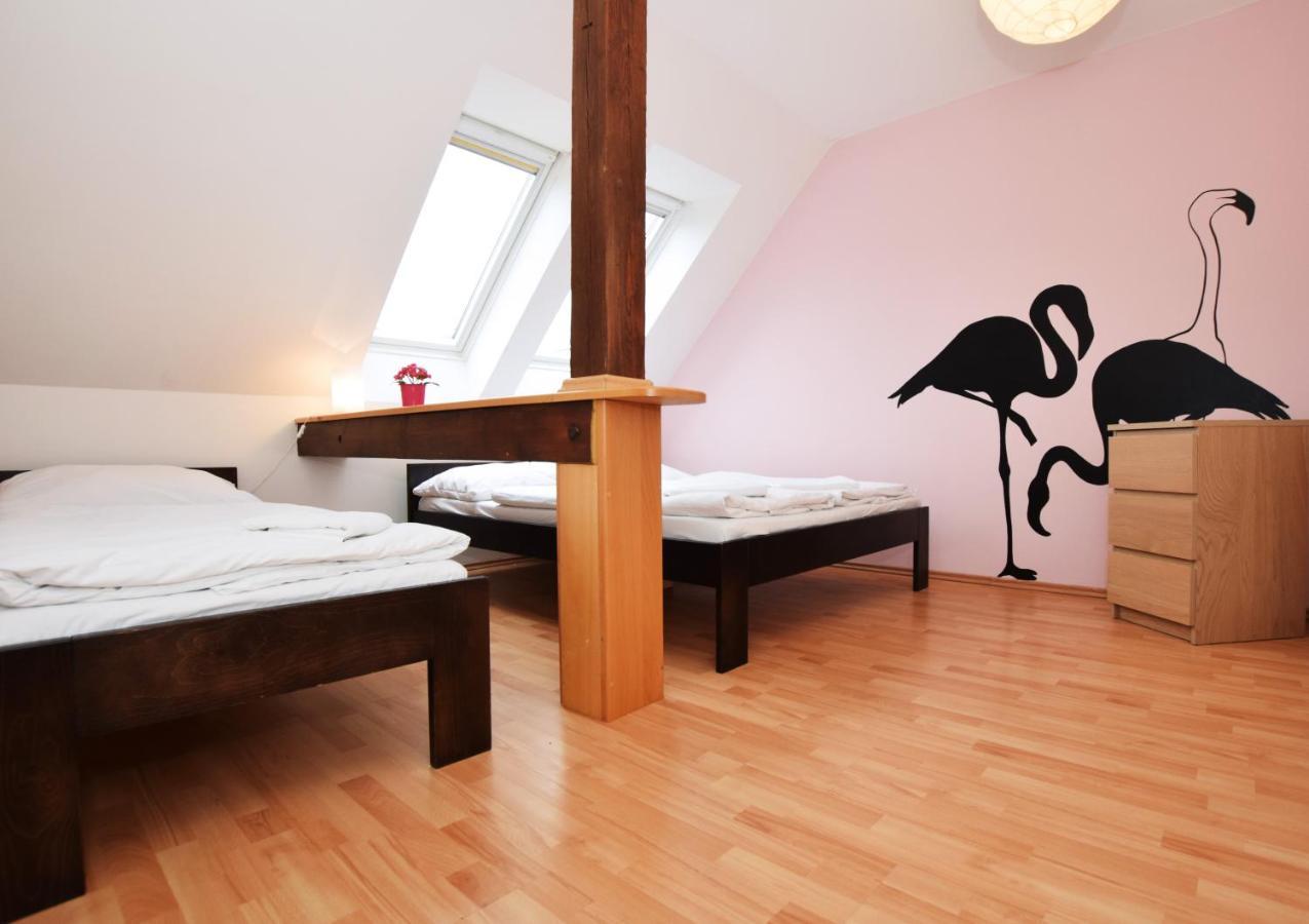 Flamingo Apartments Praga Exterior foto